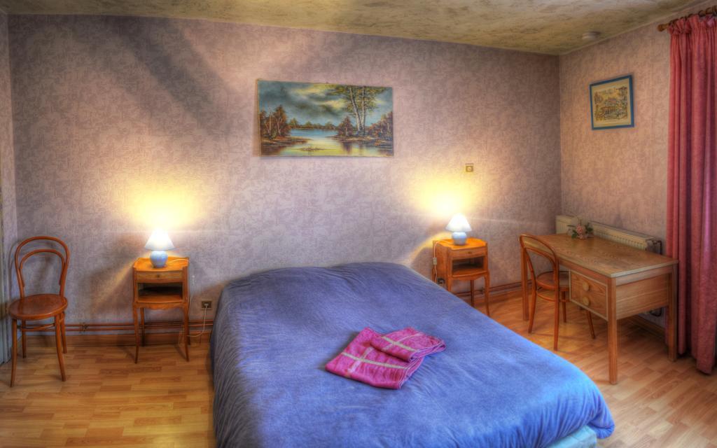 La Ferme Des 3 Suissesses Bed & Breakfast Saint-Paul  Room photo