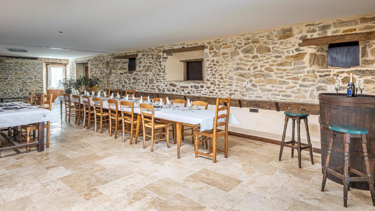 La Ferme Des 3 Suissesses Bed & Breakfast Saint-Paul  Exterior photo