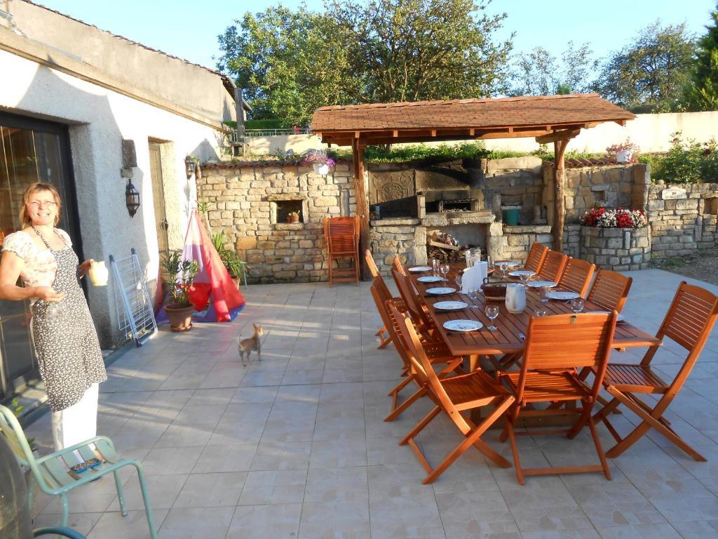 La Ferme Des 3 Suissesses Bed & Breakfast Saint-Paul  Exterior photo